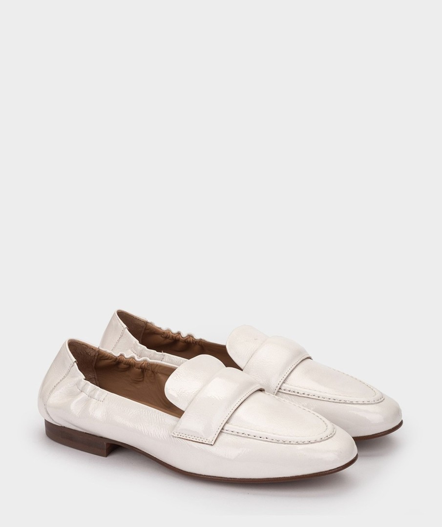 Hot Bonares Mocasines De Charol En Color Blanco Mocasines